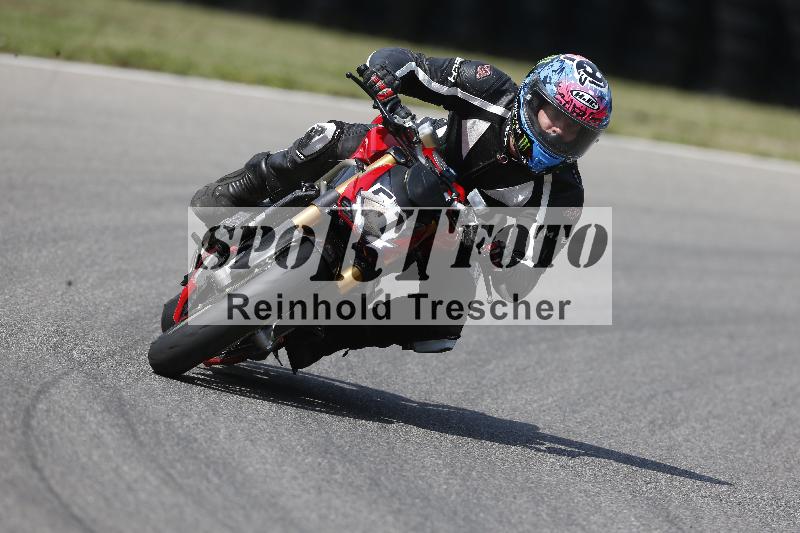 Archiv-2025/49 26.08.2025 Cornu Master School ADR/blau-bleu/51